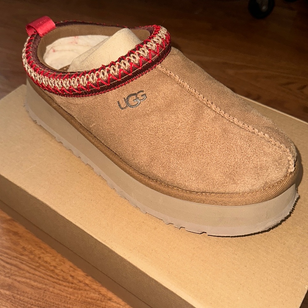 Ugg Tazz platform slipper